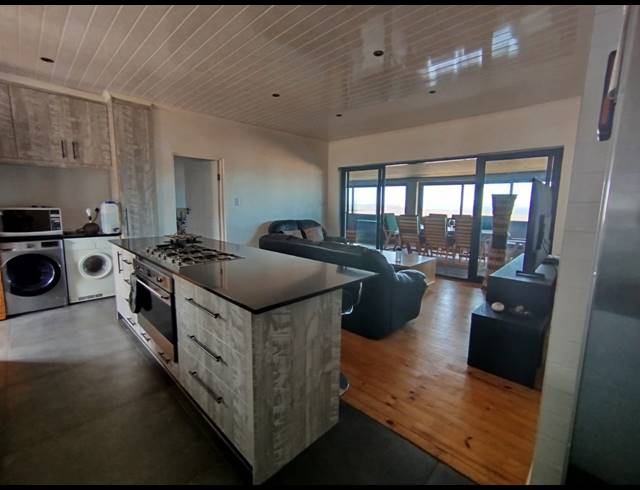 2 BEDROOM HOUSE FOR SALE IN BAYVIEW